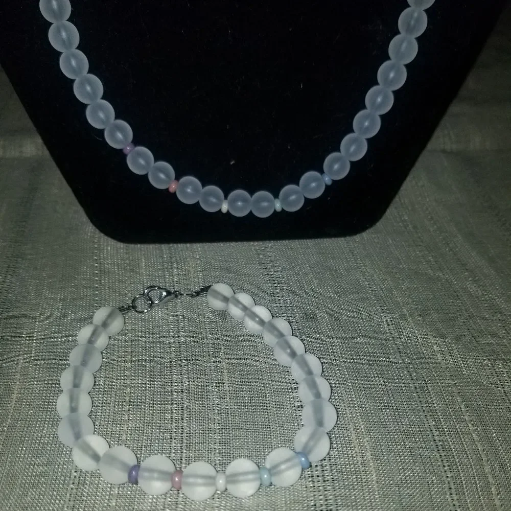 His&hers Unisex beaded set